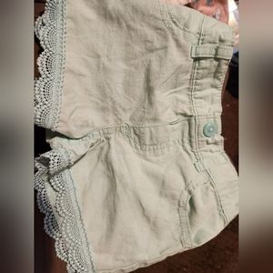 Toddler Girls summer Shorts, Mint  color, 2T, Garanimals brand, crochet hem.